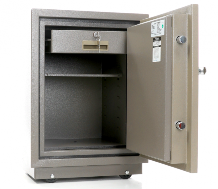 Огнестойкий сейф Valberg FRS-66T CL купить в Тюмени