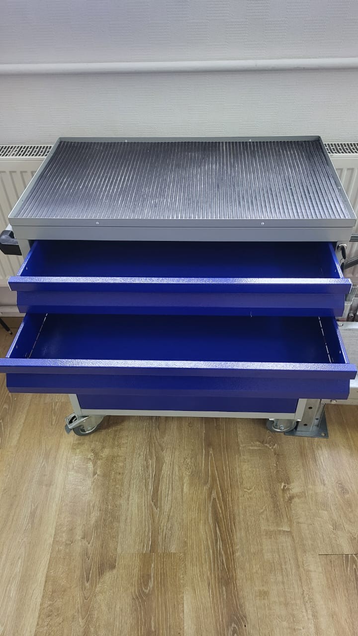 Инструментальная тележка WDS-5 (уценка) купить в Тюмени Инструментальная тележка WDS-5 (уценка) купить в Тюмени