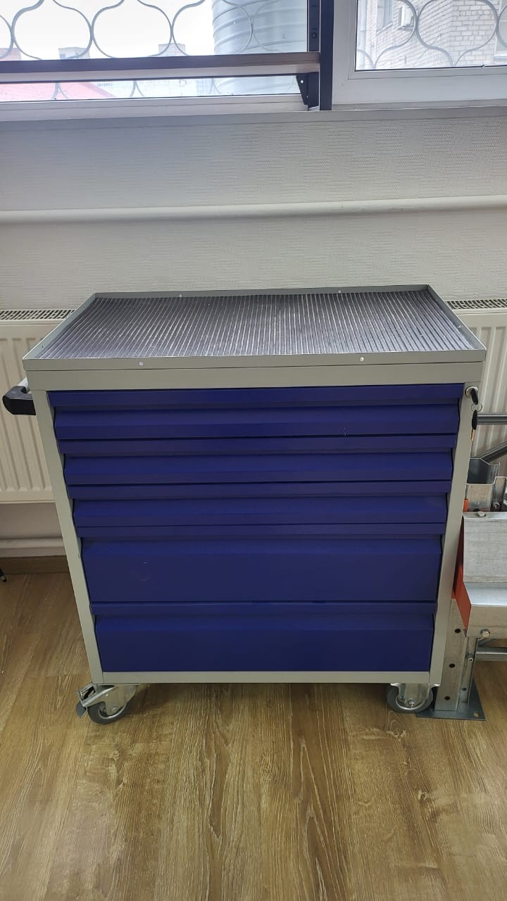 Инструментальная тележка WDS-5 (уценка) купить в Тюмени Инструментальная тележка WDS-5 (уценка) купить в Тюмени