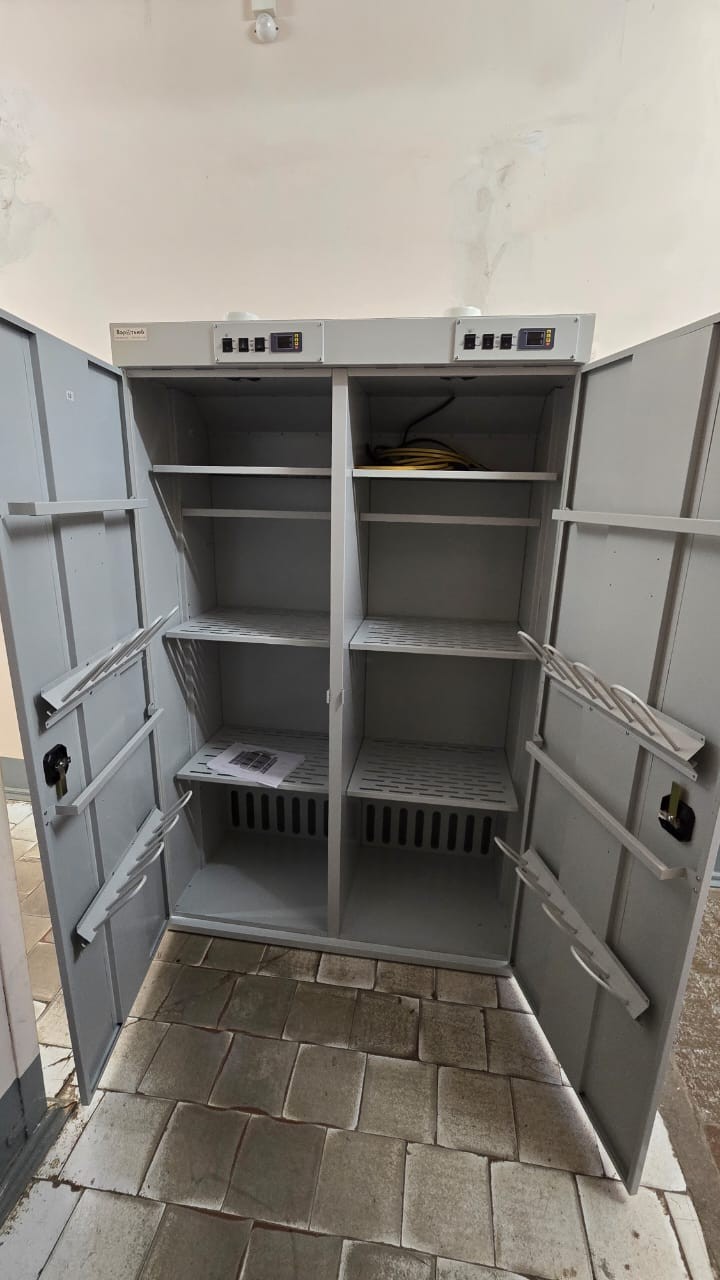 Сушильный шкаф ШС-4 СП3 Ф для одежды, белья и обуви купить в Тюмени Сушильный шкаф ШС-4 СП3 Ф для одежды, белья и обуви купить в Тюмени