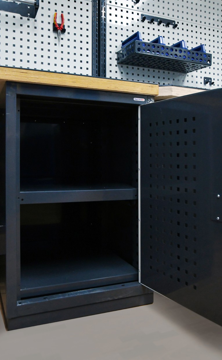 Верстак FBK 205.57.4 купить в Тюмени Верстак FBK 205.57.4 купить в Тюмени