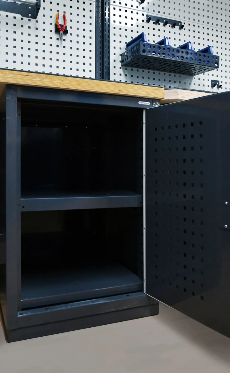 Верстак FBK 205.57.4-2 купить в Тюмени Верстак FBK 205.57.4-2 купить в Тюмени