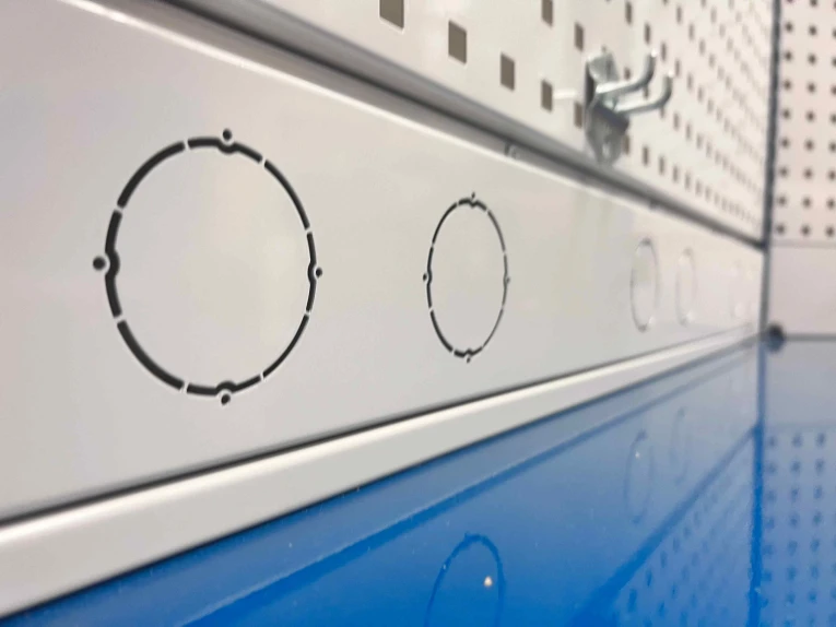 Стол-верстак Craft 2202.S4L34.24 купить в Тюмени Стол-верстак Craft 2202.S4L34.24 купить в Тюмени