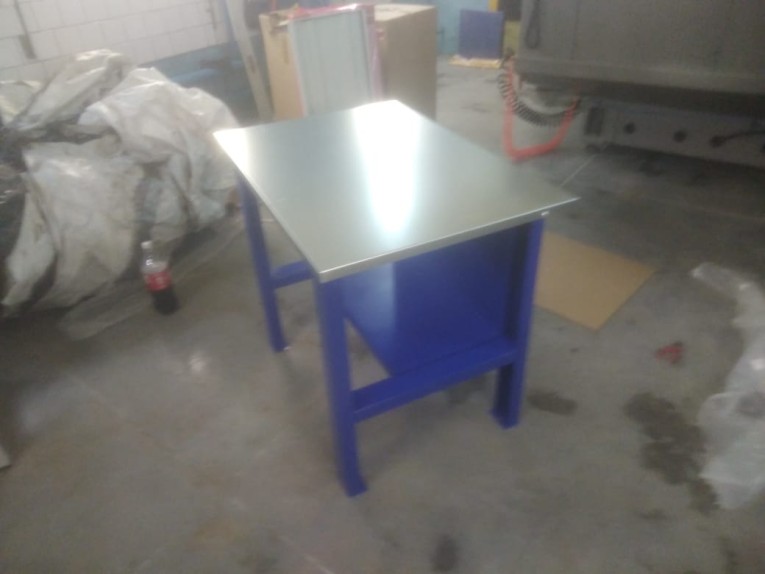 Верстак-стол бестумбовый ВП-1 купить в Тюмени Верстак-стол бестумбовый ВП-1 купить в Тюмени