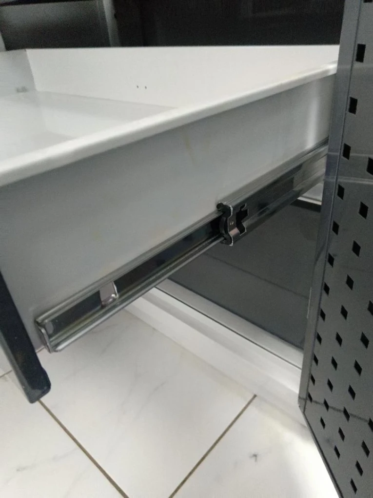 Шкаф инструментальный FBK 20 P.4S купить в Тюмени Шкаф инструментальный FBK 20 P.4S купить в Тюмени