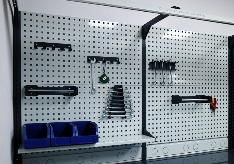 Верстак FBK 1552.111.2-2F купить в Тюмени Верстак FBK 1552.111.2-2F купить в Тюмени